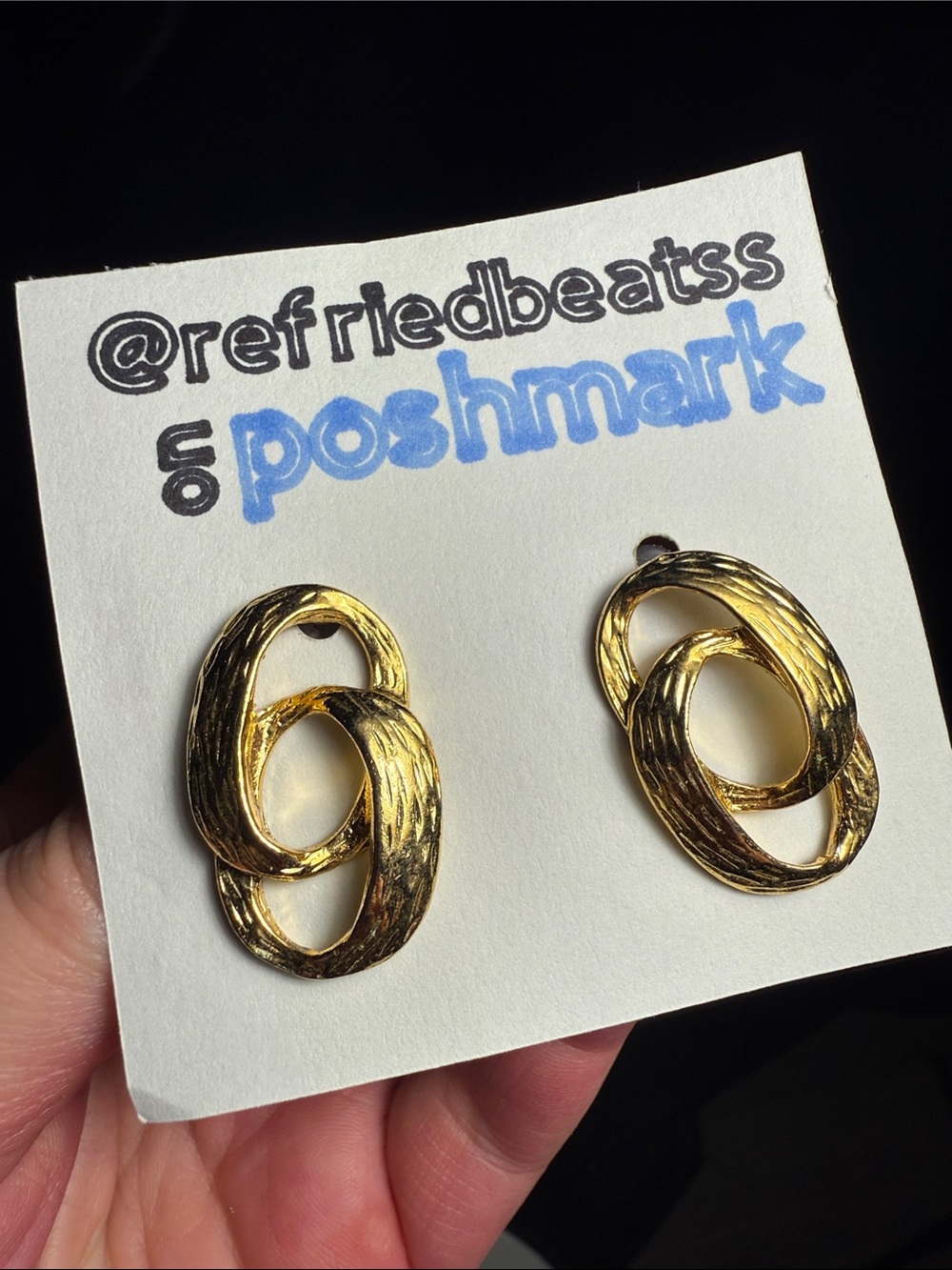 Art & Accessories - Earrings